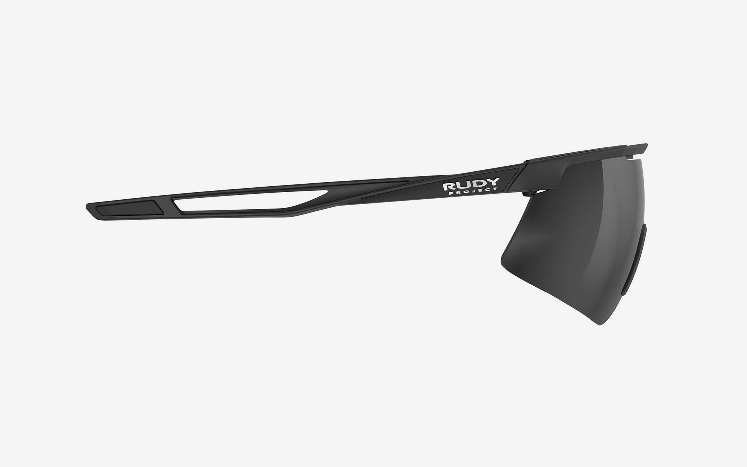 Turbolence Black Matte - Smoke Black + Accessories